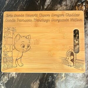 Artisan Bamboo Cheese Cutting Board with Cat and Mouse Design